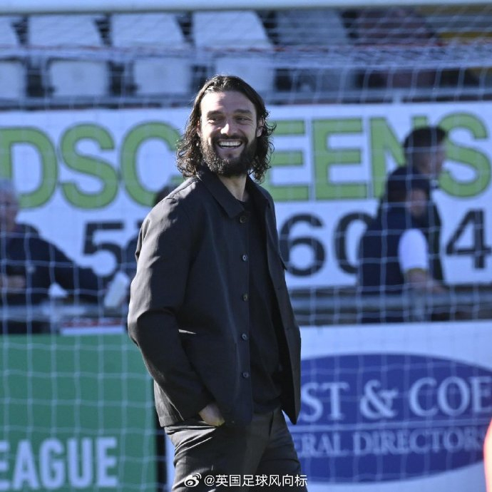 37岁前曼联前锋安迪·卡罗尔执教首秀告捷