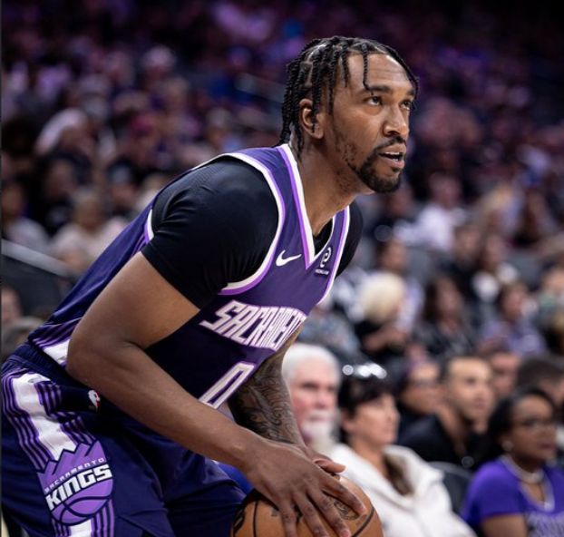 国王逆转送篮网七连败 蒙克三分创赛季新高