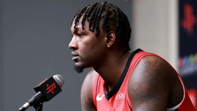 火箭4年5270万签约芬尼史密斯，表现暴跌成战绩拖