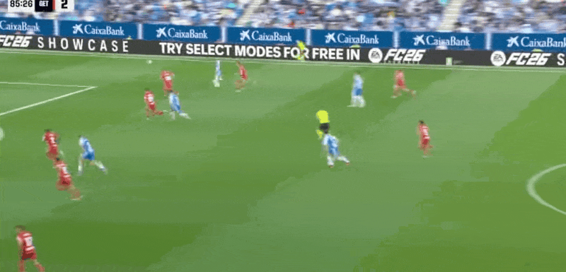 西甲裁判争议判罚致西班牙人1-2负赫塔菲