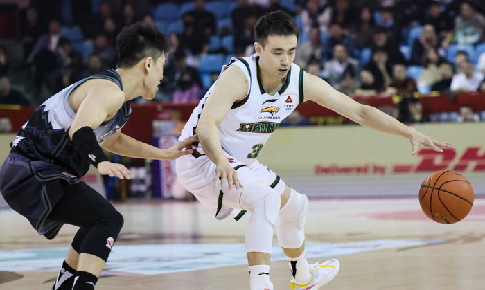 辽宁男篮爆冷负吉林 赵继伟盼救赎迎战广州