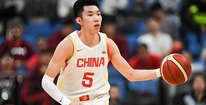 CBA常规赛收官战：上海登顶深圳爆冷四川创历史